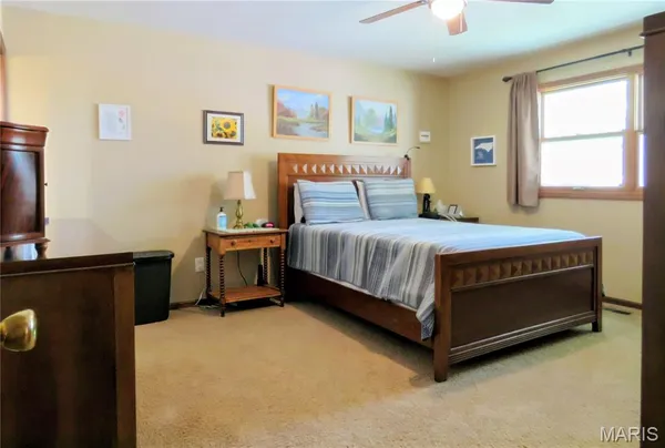 $359,900 | 1604 Tamarack Drive, St. Charles, MO 63301