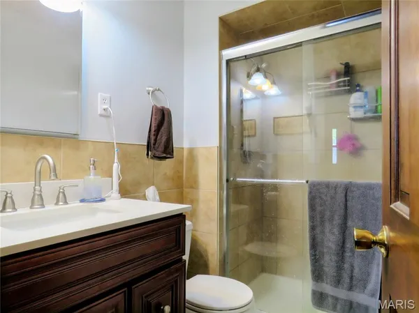 $359,900 | 1604 Tamarack Drive, St. Charles, MO 63301