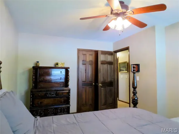 $359,900 | 1604 Tamarack Drive, St. Charles, MO 63301