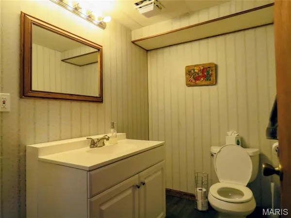 $359,900 | 1604 Tamarack Drive, St. Charles, MO 63301