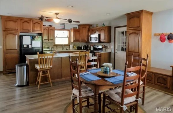 $359,900 | 1604 Tamarack Drive, St. Charles, MO 63301