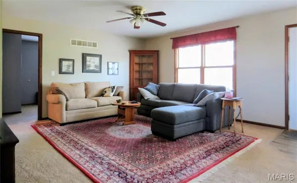 $359,900 | 1604 Tamarack Drive, St. Charles, MO 63301