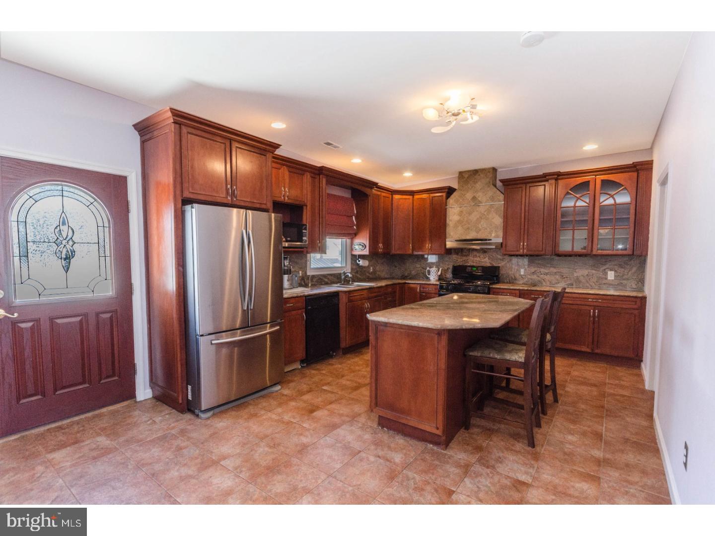 1912 Reilly Road Philadelphia, PA 19115 - Photo 4 of 25 Kitchen