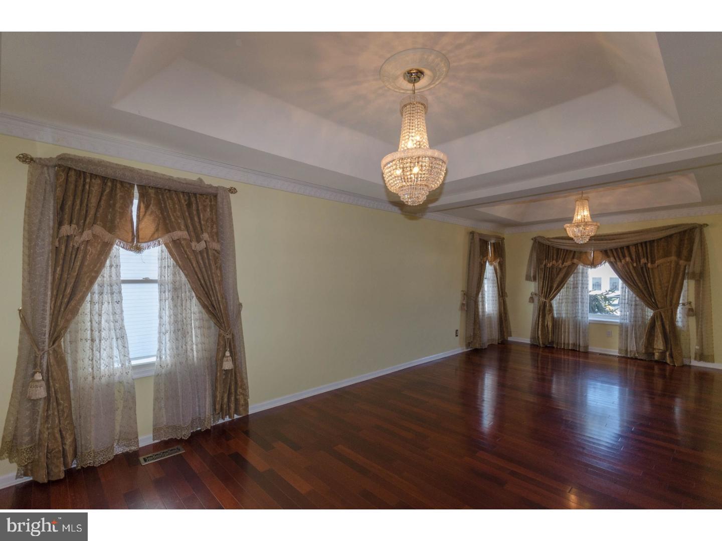 1912 Reilly Road Philadelphia, PA 19115 - Photo 9 of 25 Dining Room