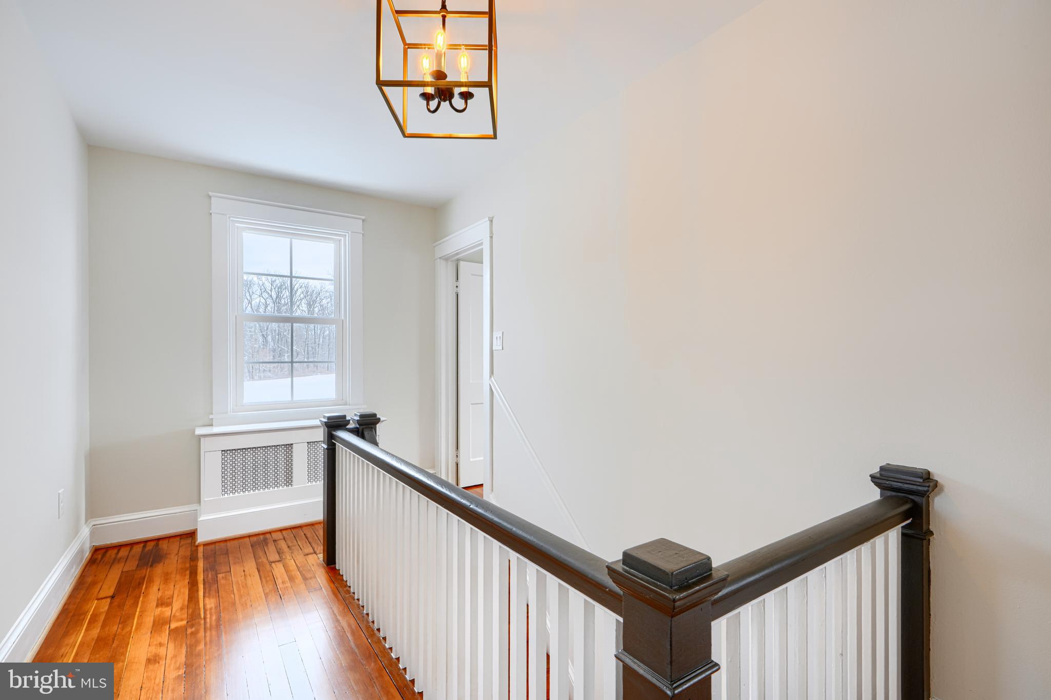 17011 Troyer Road Monkton, MD 21111 - Photo 40 of 65 Upstairs Landing