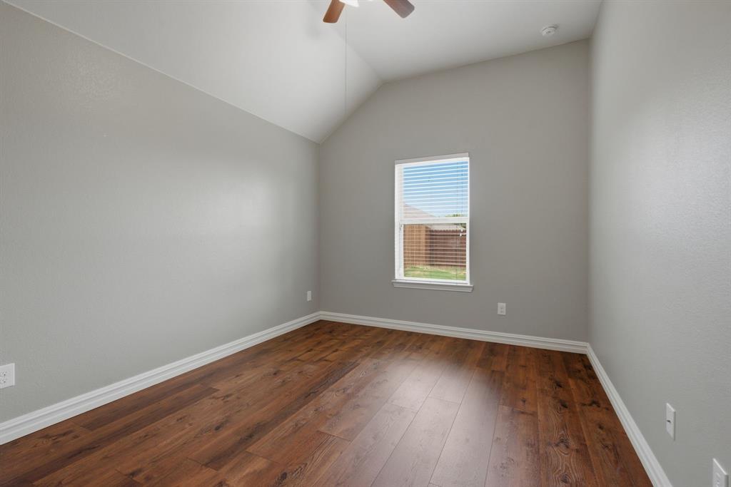 545 Salida Road Fort Worth, TX 76052 - Photo 23 of 27
