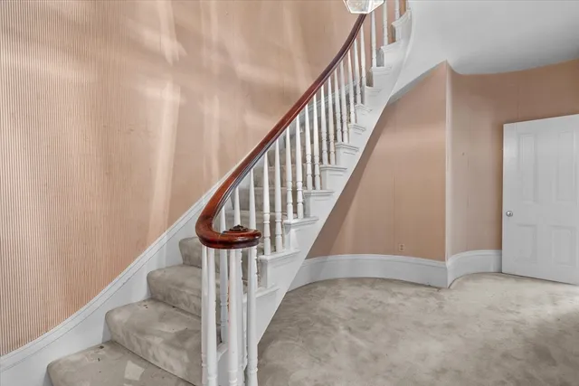 $650,000 | 121 Green Street, Fairhaven, MA 02719