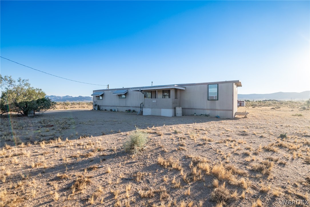 4309 Cowlic Road Golden Valley, AZ 86413 - Photo 1 of 40