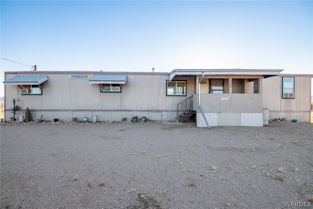 4309 Cowlic Road Golden Valley, AZ 86413 - Photo 15 of 40