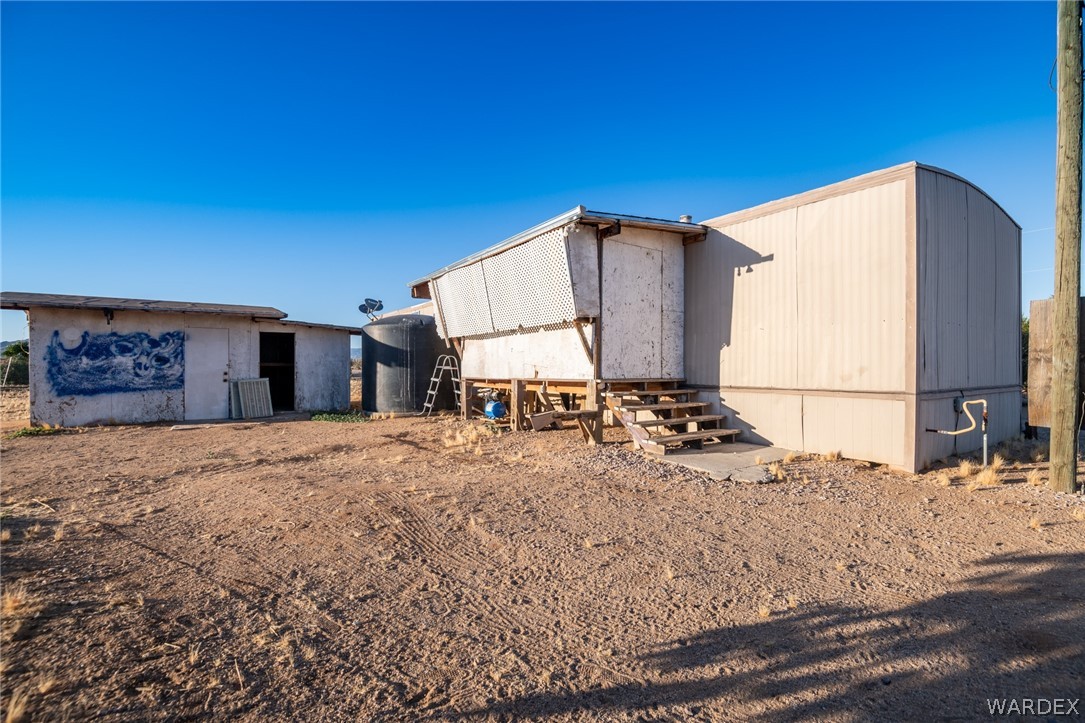 4309 Cowlic Road Golden Valley, AZ 86413 - Photo 38 of 40
