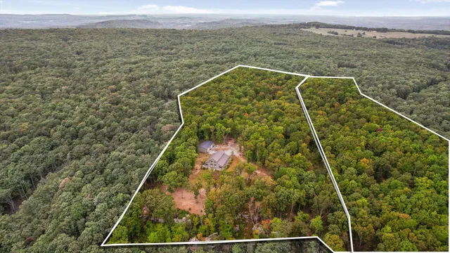 $700,000 | 400 Maple Trail, Pikeville, TN 37367