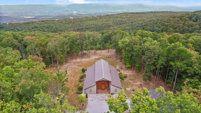 $700,000 | 400 Maple Trail, Pikeville, TN 37367