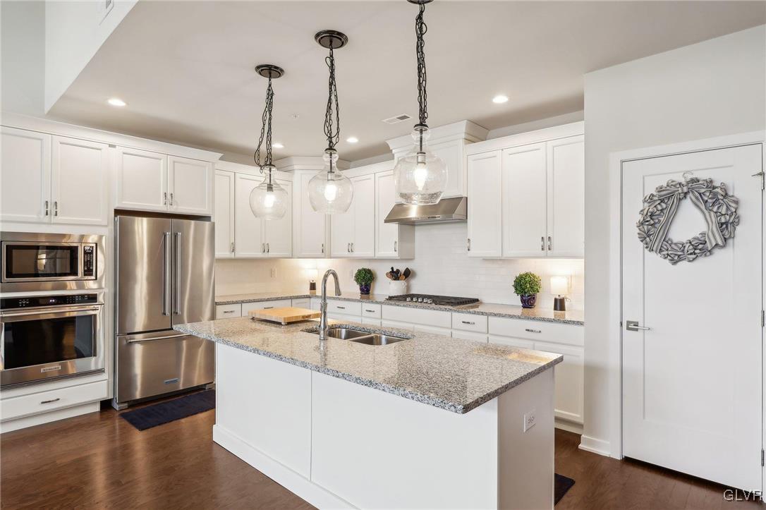 6990 Pine Lane Bath, PA 18014 - Photo 12 of 49