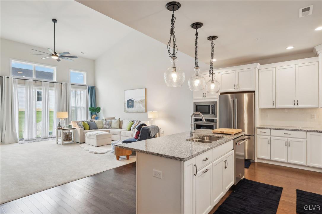 6990 Pine Lane Bath, PA 18014 - Photo 14 of 49