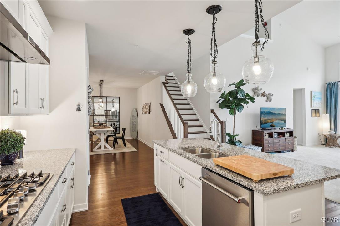 6990 Pine Lane Bath, PA 18014 - Photo 15 of 49