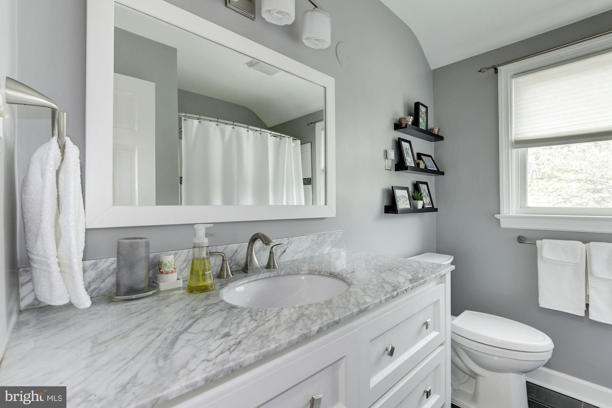 9308 Colesville Road Silver Spring, MD 20901 - Photo 21 of 41 Upstairs Hall Bath