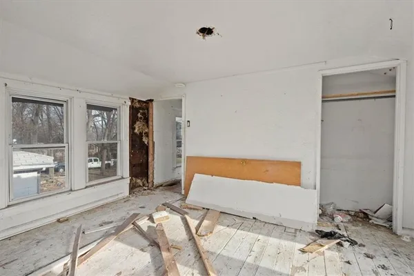 $44,500 | 549 Blue Ridge Boulevard, Kansas City, MO 64125