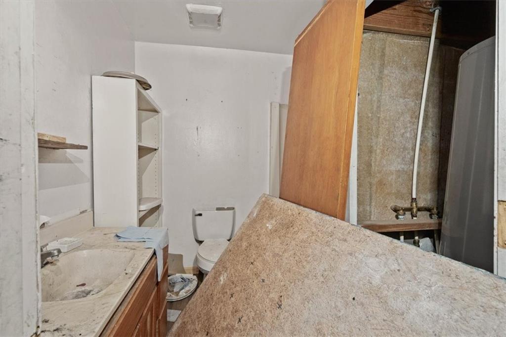 549 Blue Ridge Boulevard Kansas City, MO 64125 - Photo 9 of 17