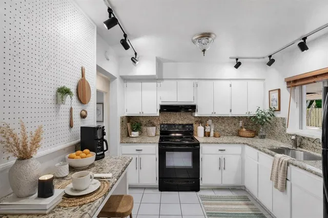 $549,000 | 180 Southwest 9th Court, Pompano Beach, FL 33060