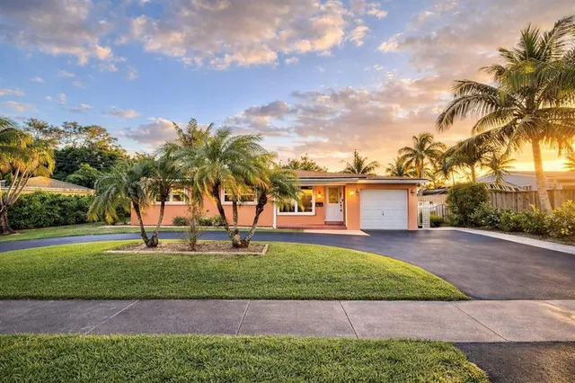 $549,000 | 180 Southwest 9th Court, Pompano Beach, FL 33060