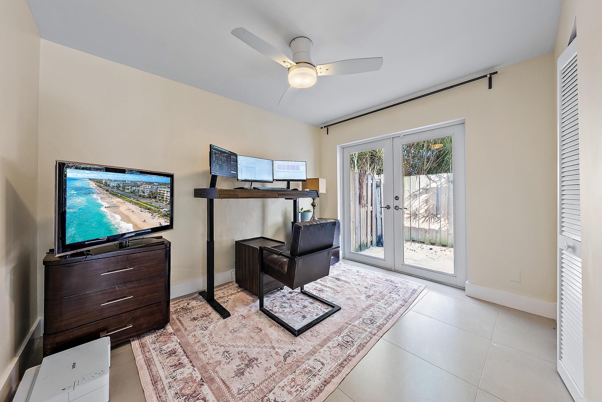 330 Franklin Road West Palm Beach, FL 33405 - Photo 20 of 29 330 Franklin Rd -28