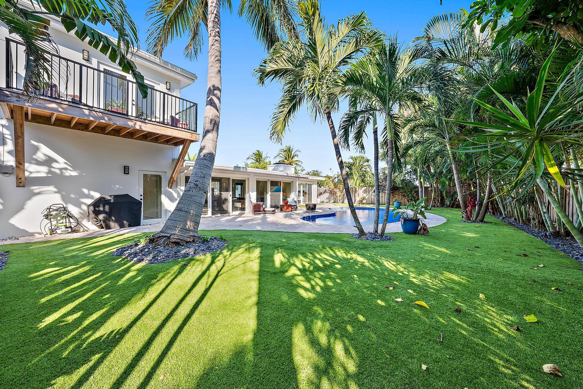 330 Franklin Road West Palm Beach, FL 33405 - Photo 23 of 29 330 Franklin Rd -33