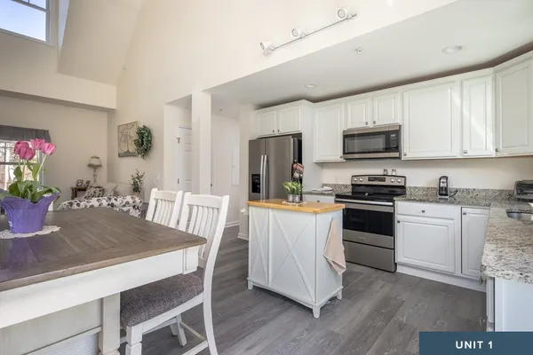 $1,395,000 | 78-82 Church Street, Mattapoisett, MA 02739