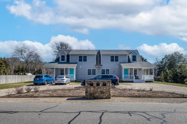 $1,395,000 | 78-82 Church Street, Mattapoisett, MA 02739