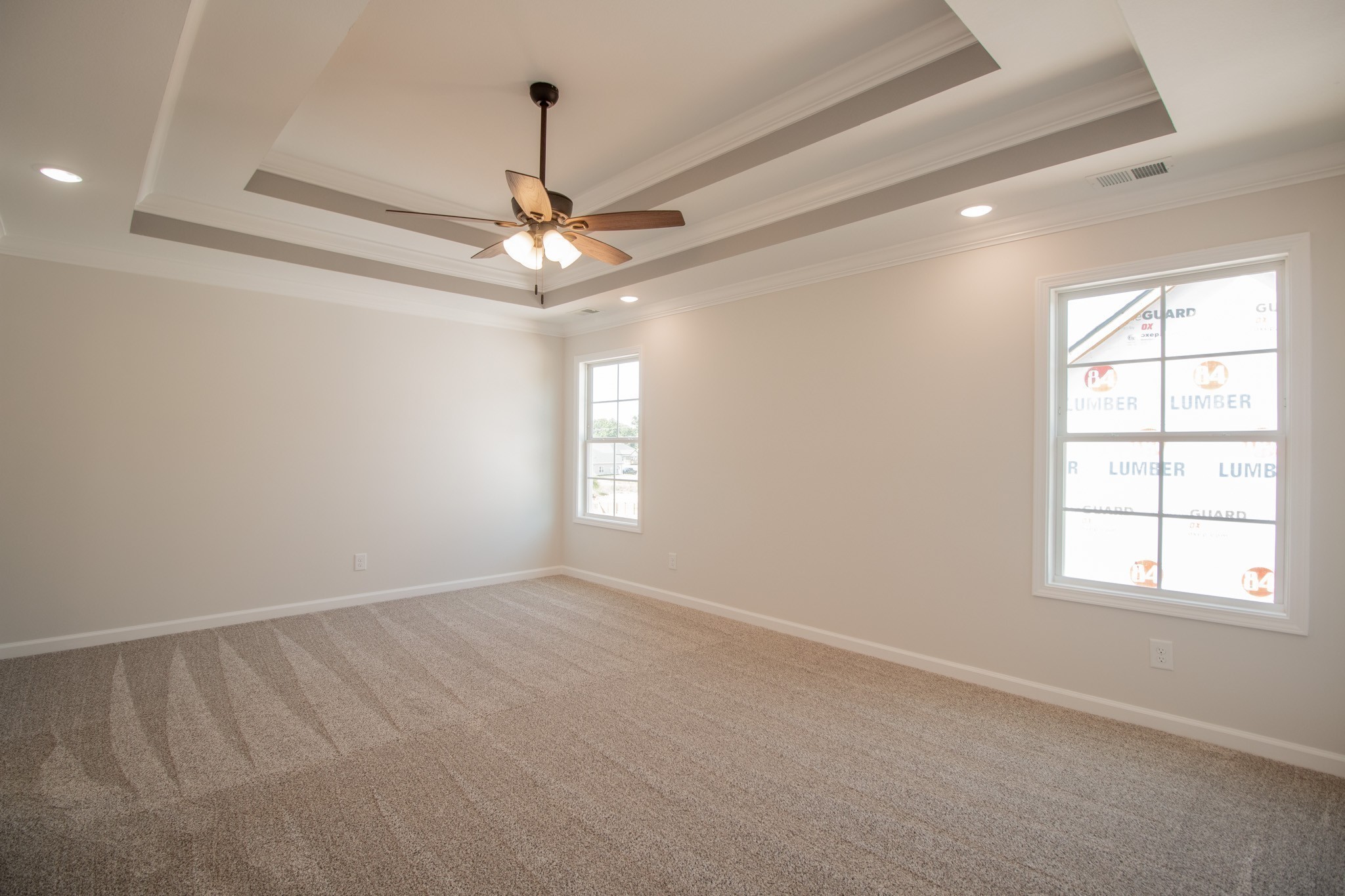 362 Timber Springs Clarksville, TN 37042 - Photo 10 of 24 en empty room with windows and ceiling fan