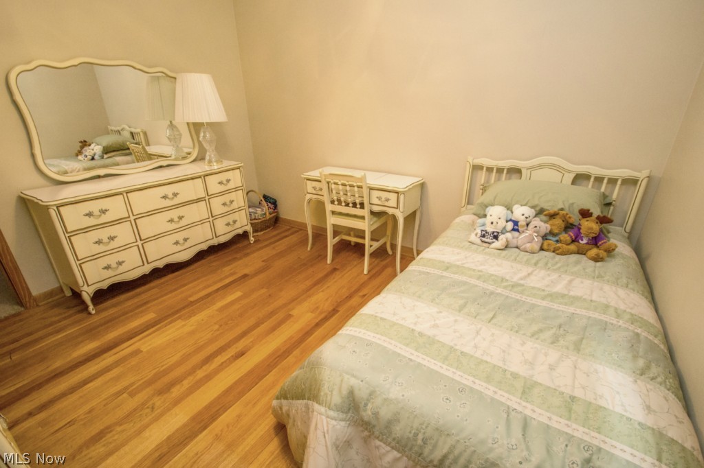 8119 Dalebrook Road Independence, OH 44131 - Photo 16 of 25 Bedroom 3 View 2
