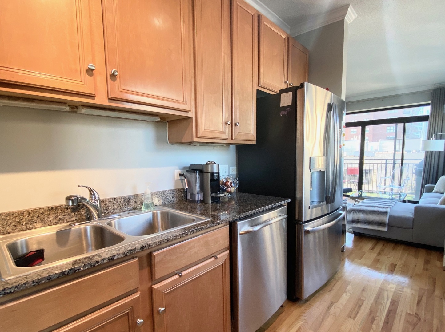 1529 South State Street, Unit 11A Chicago, IL 60605 - Photo 14 of 41