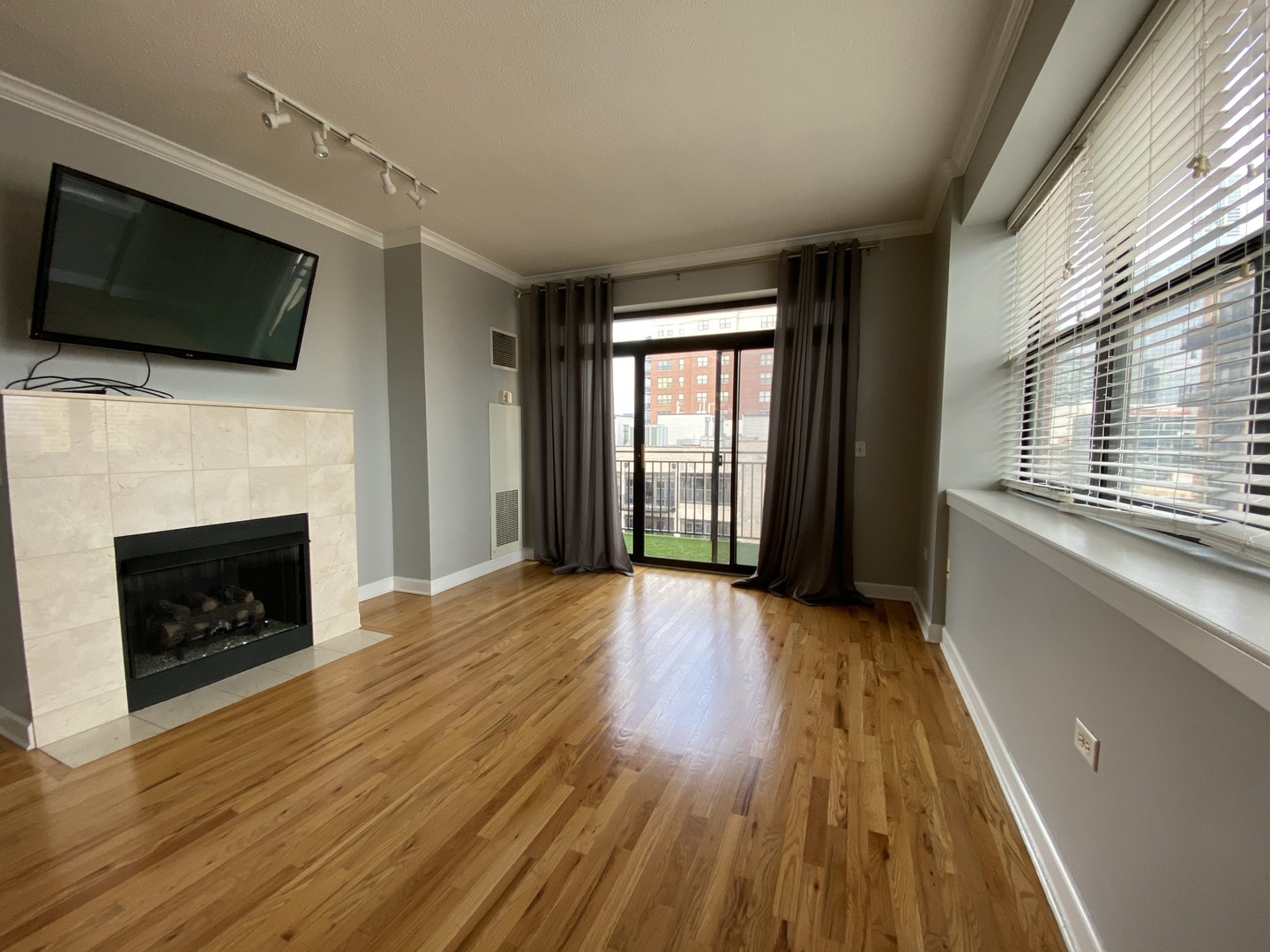 1529 South State Street, Unit 11A Chicago, IL 60605 - Photo 36 of 41