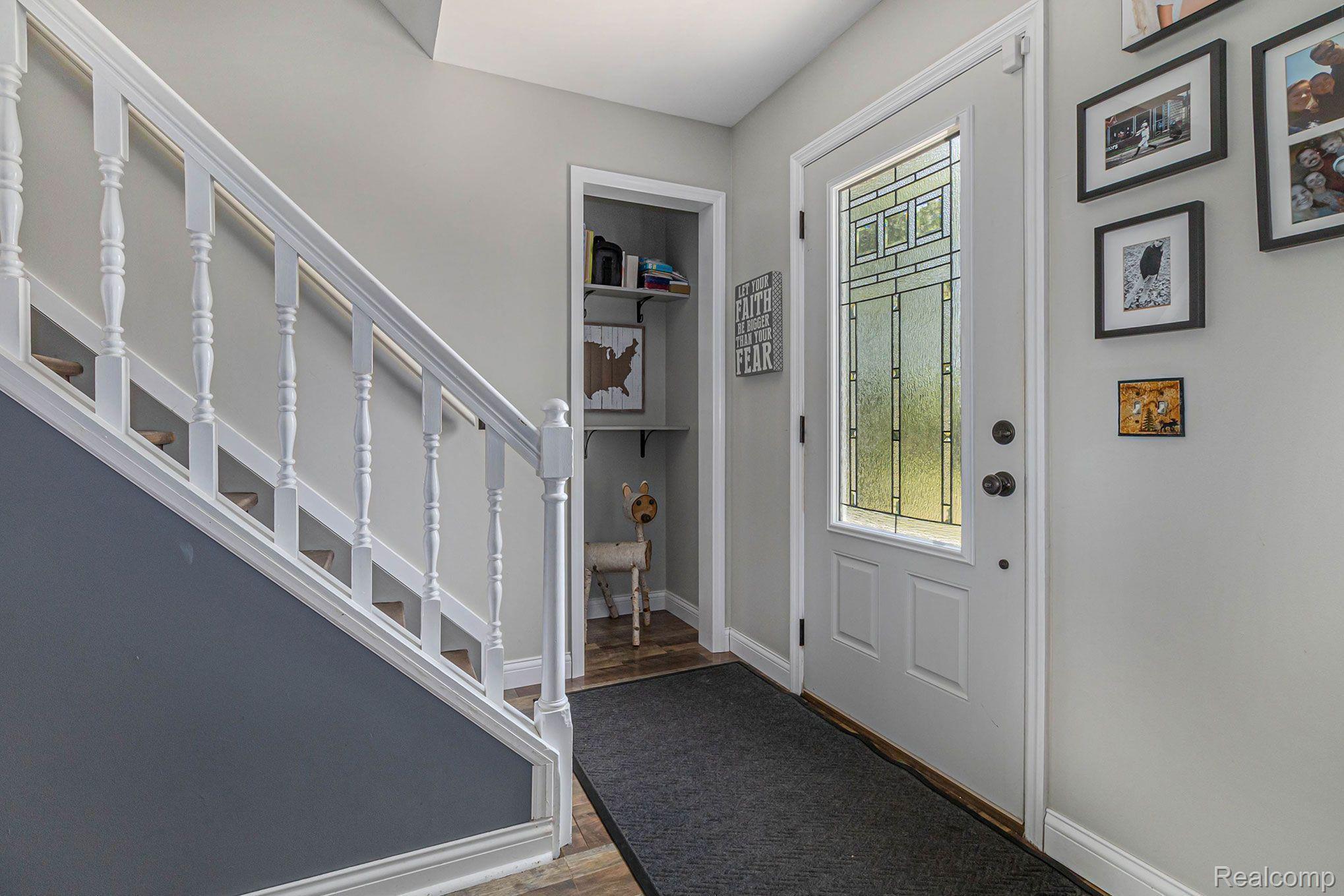 4190 Highland Road Highland, MI 48357 - Photo 3 of 27 Charming Entry Way, New front door!