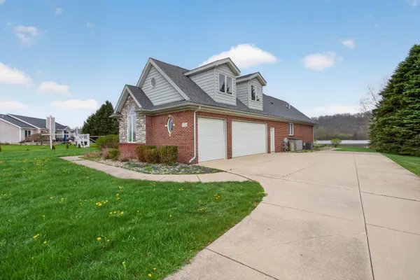 $799,000 | 8334 Irish Mist, Onsted, MI 49265