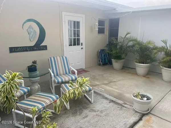 $1,700 | 2025 Date Palm Avenue, Indialantic, FL 32903