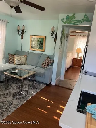 $1,700 | 2025 Date Palm Avenue, Indialantic, FL 32903