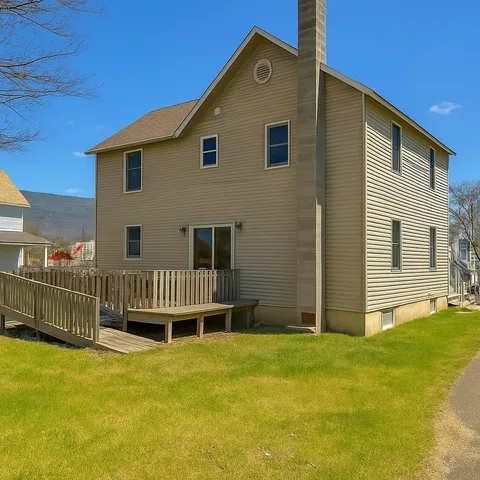 $275,000 | 52 Hull Avenue, Wallingford, VT 05773