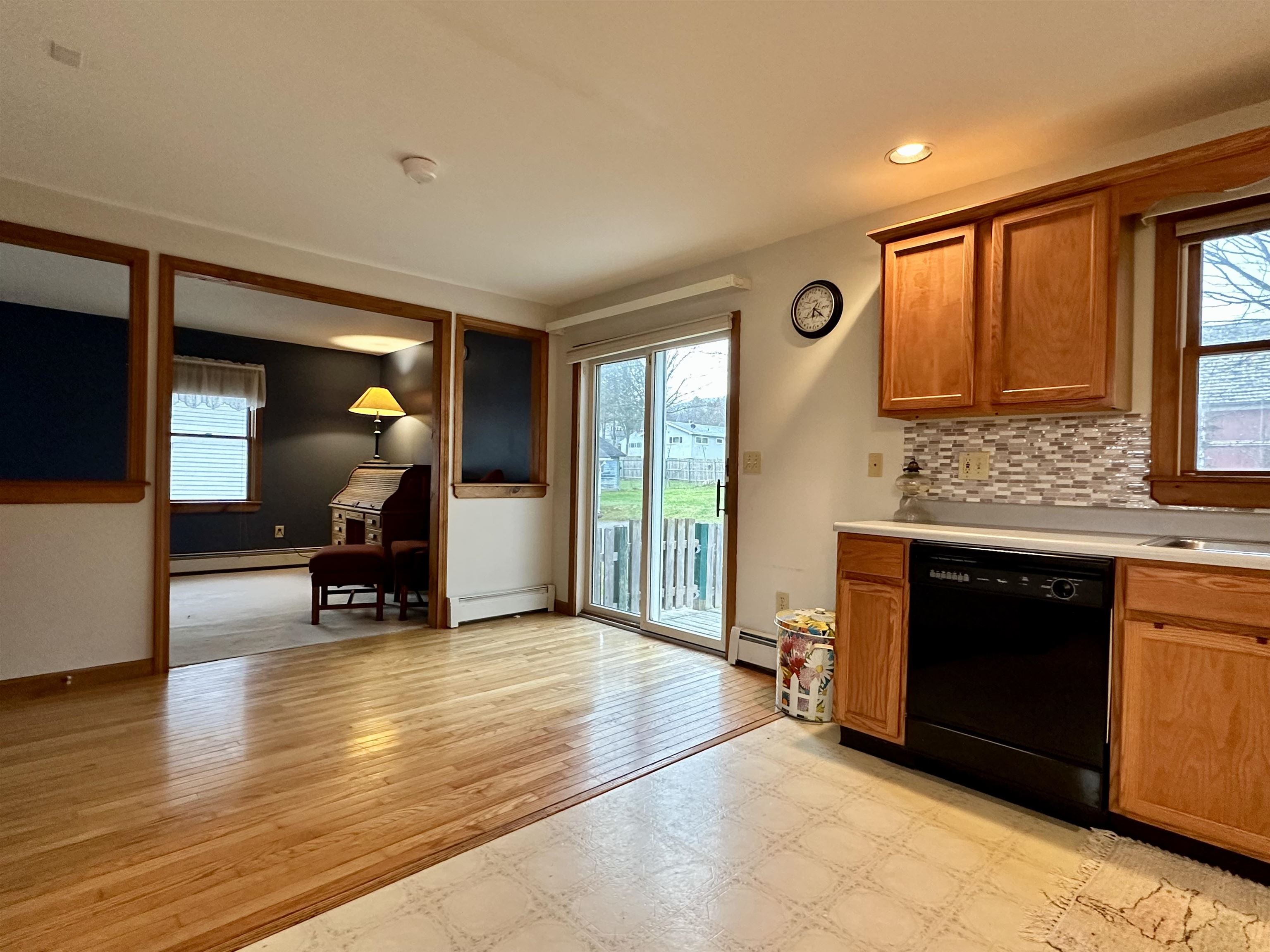 52 Hull Avenue Wallingford, VT 05773 - Photo 9 of 26