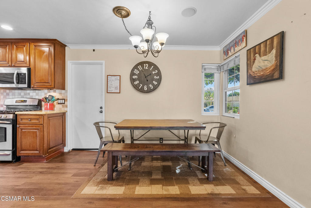 2161 Cutler Street Simi Valley, CA 93065 - Photo 13 of 52