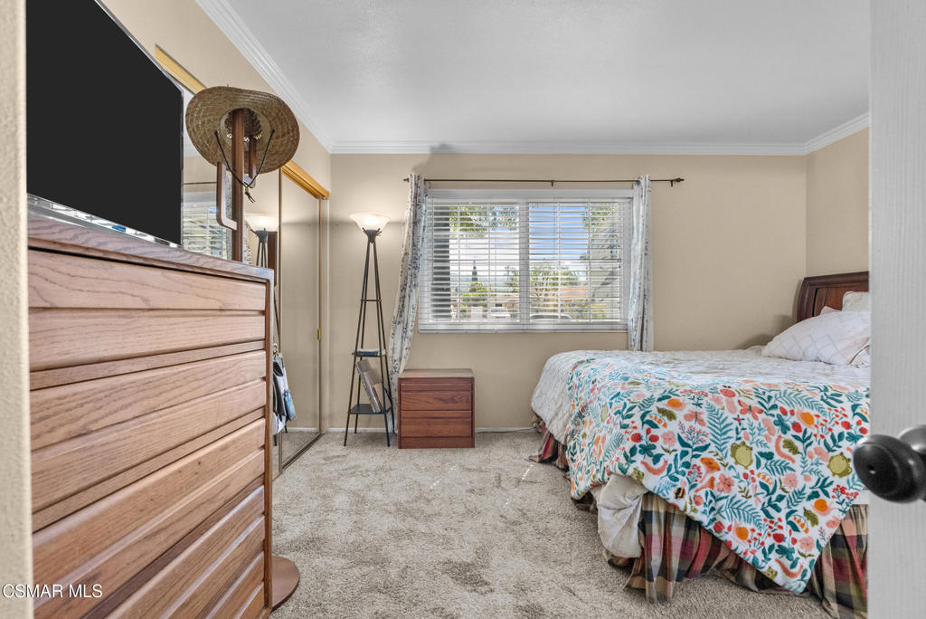 2161 Cutler Street Simi Valley, CA 93065 - Photo 18 of 52