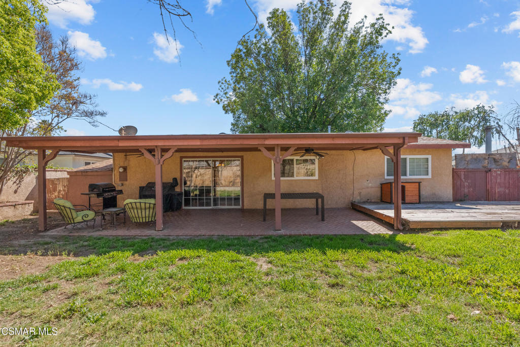 2161 Cutler Street Simi Valley, CA 93065 - Photo 43 of 52