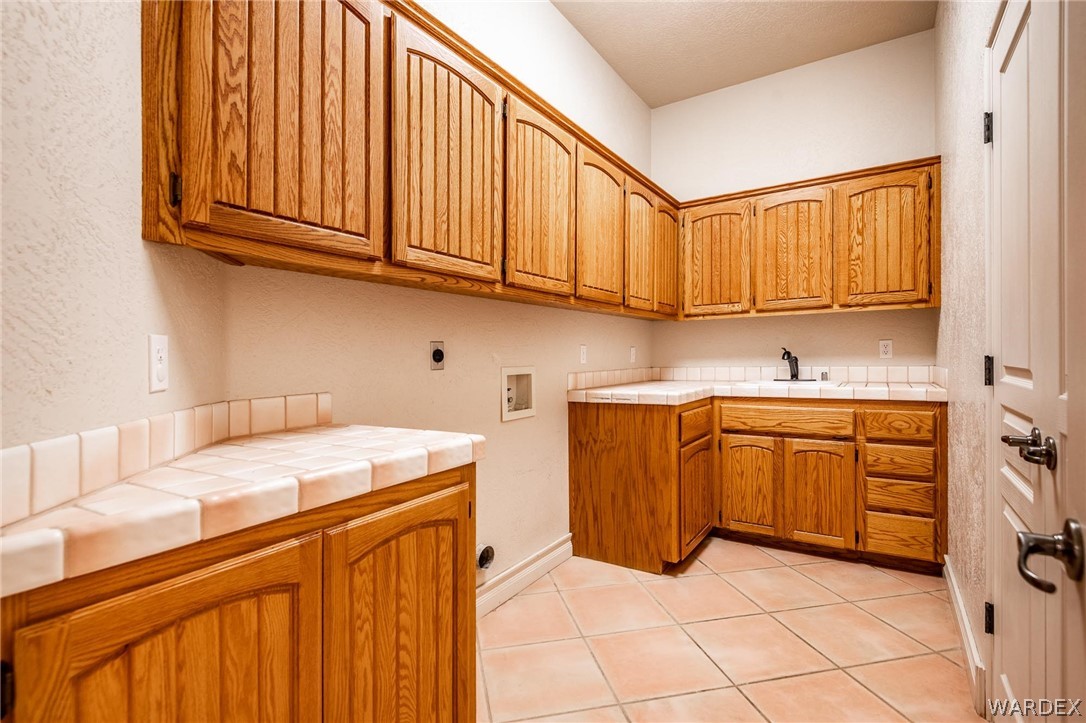 1009 Riata Valley Circle Kingman, AZ 86409 - Photo 13 of 50 Gallery Image 13