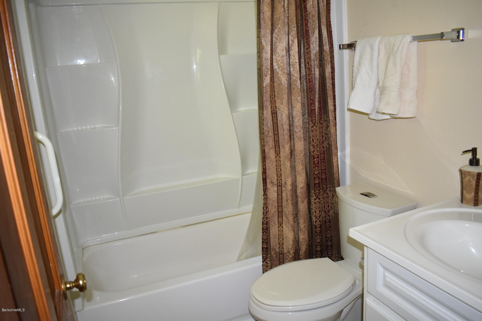 68 Witt Hill Road Worthington, MA 01098 - Photo 22 of 34 IMG_1484 (1)