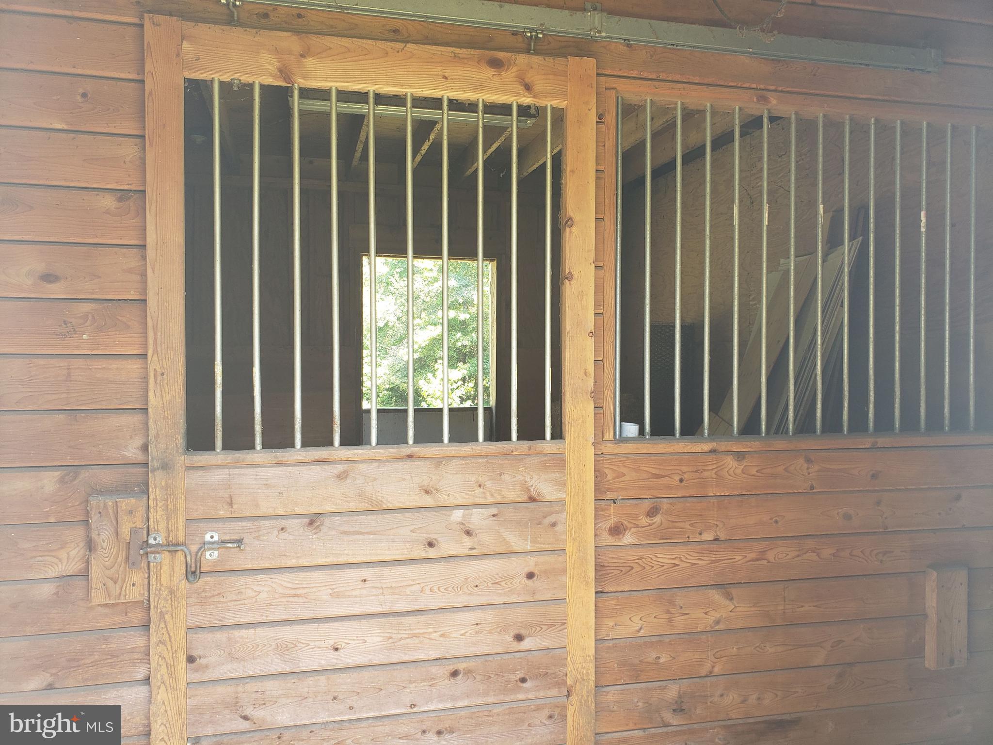 406 New Road Southampton, NJ 08088 - Photo 36 of 47 1 stall for 1 horse, or livestock of YOUR choice