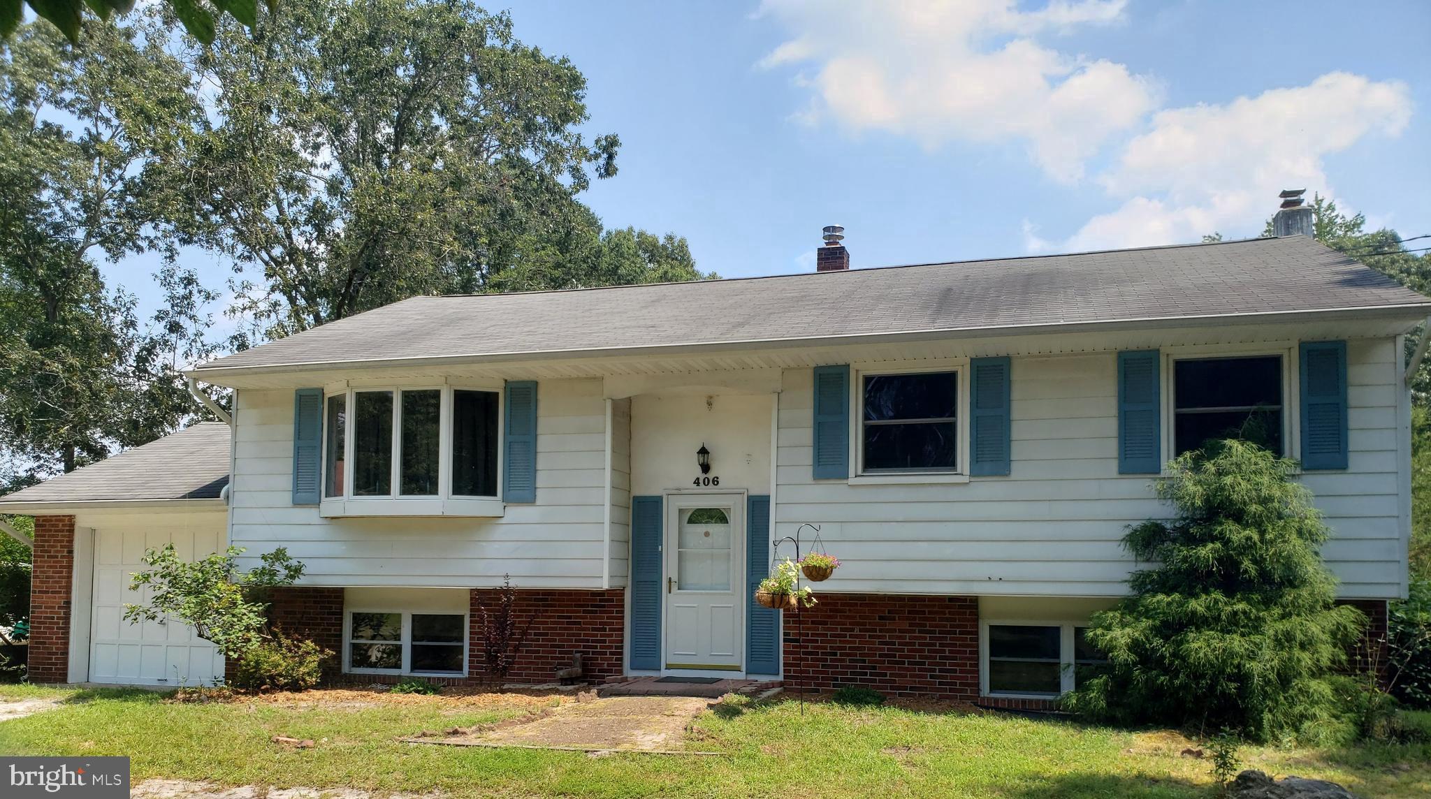 406 New Road Southampton, NJ 08088 - Photo 5 of 47