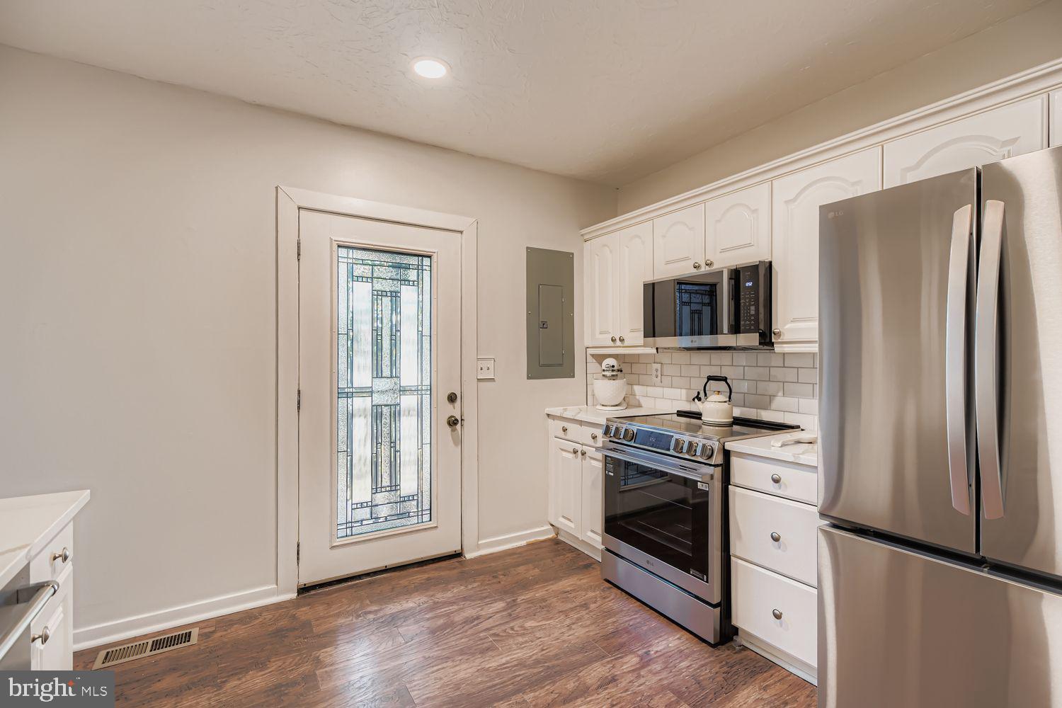 2023 Bay Road Pasadena, MD 21122 - Photo 27 of 35 Gallery Image 27