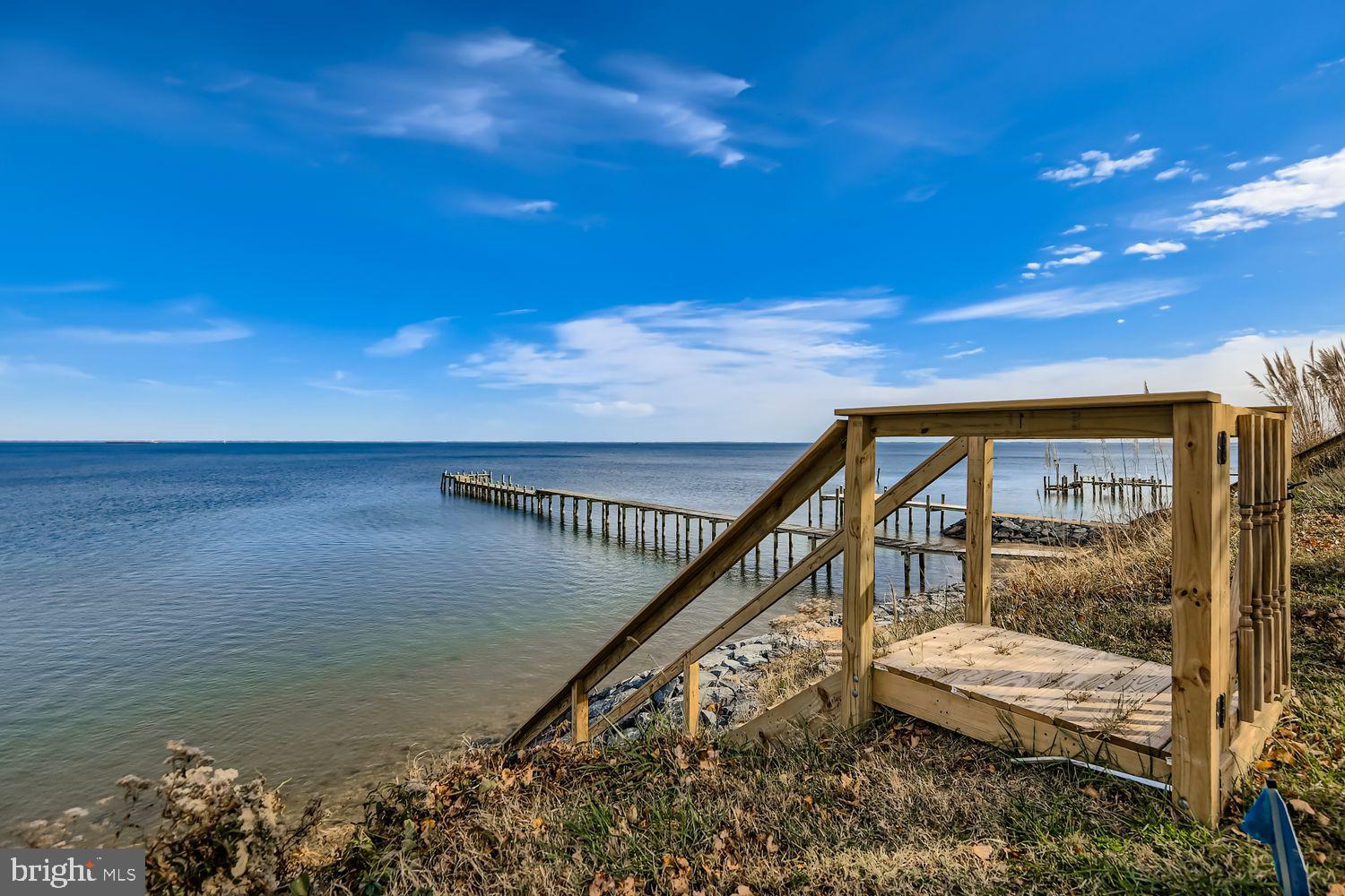Steps to private water access area