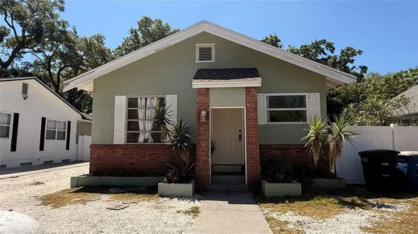 $2,450 | 905 Jones Street, Clearwater, FL 33755