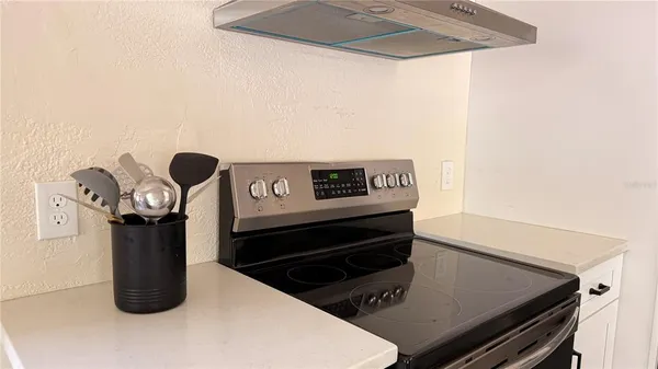 $2,450 | 905 Jones Street, Clearwater, FL 33755