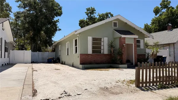 $2,450 | 905 Jones Street, Clearwater, FL 33755